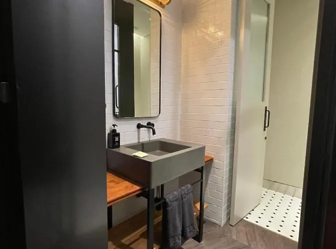 Junibino Hongdae Hotel